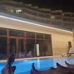 Skyline 20 With Sea View And Pool Apartament *