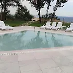 Skyline 20 With Sea View And Pool Warna
