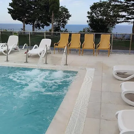 Skyline 20 With Sea View And Pool Lejlighed